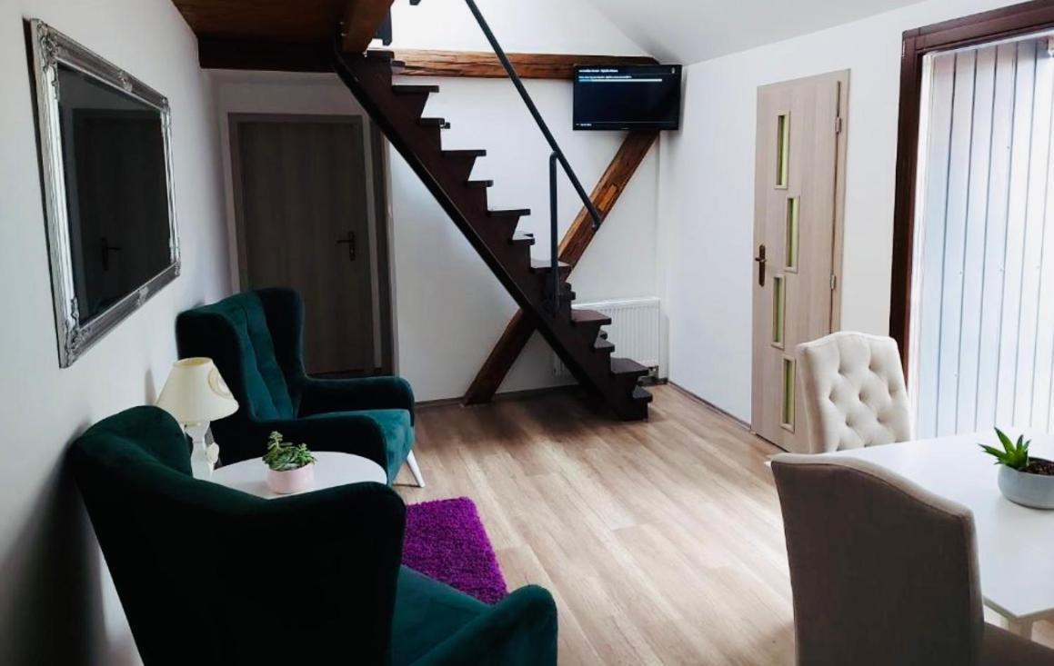 Jokai Apartman Komárno Exterior photo
